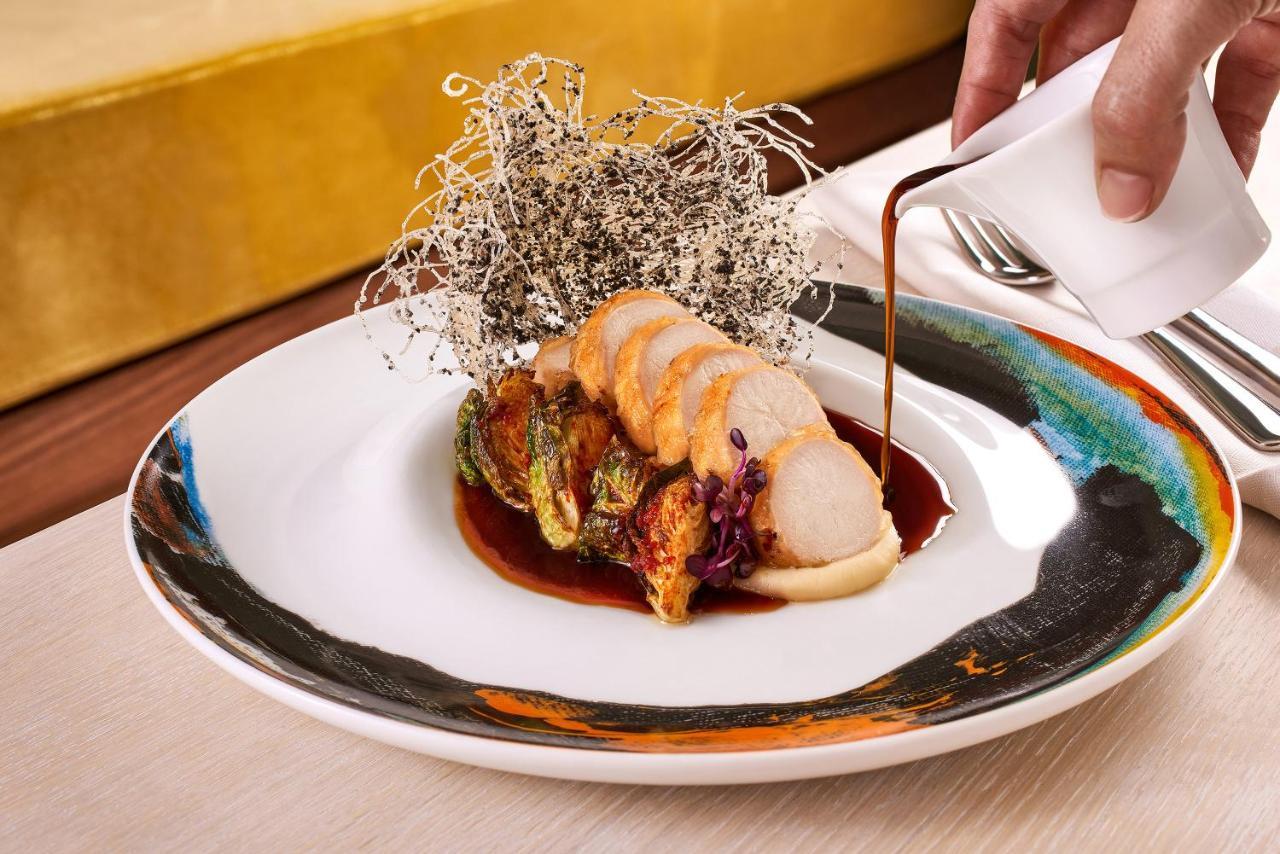 Ette Luxury Hotel & Spa Four Corners Екстериор снимка A plate of abalone