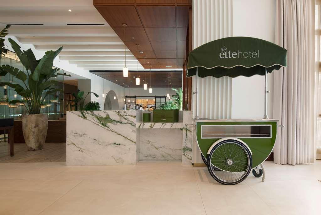 Ette Luxury Hotel & Spa Four Corners Интериор снимка A mobile coffee cart